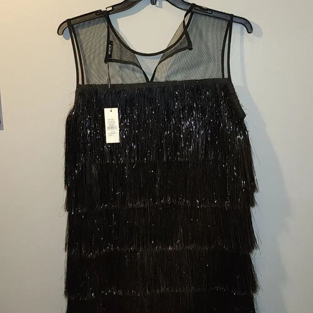 Feathery Flapper Dress   - Picture 5 of 7